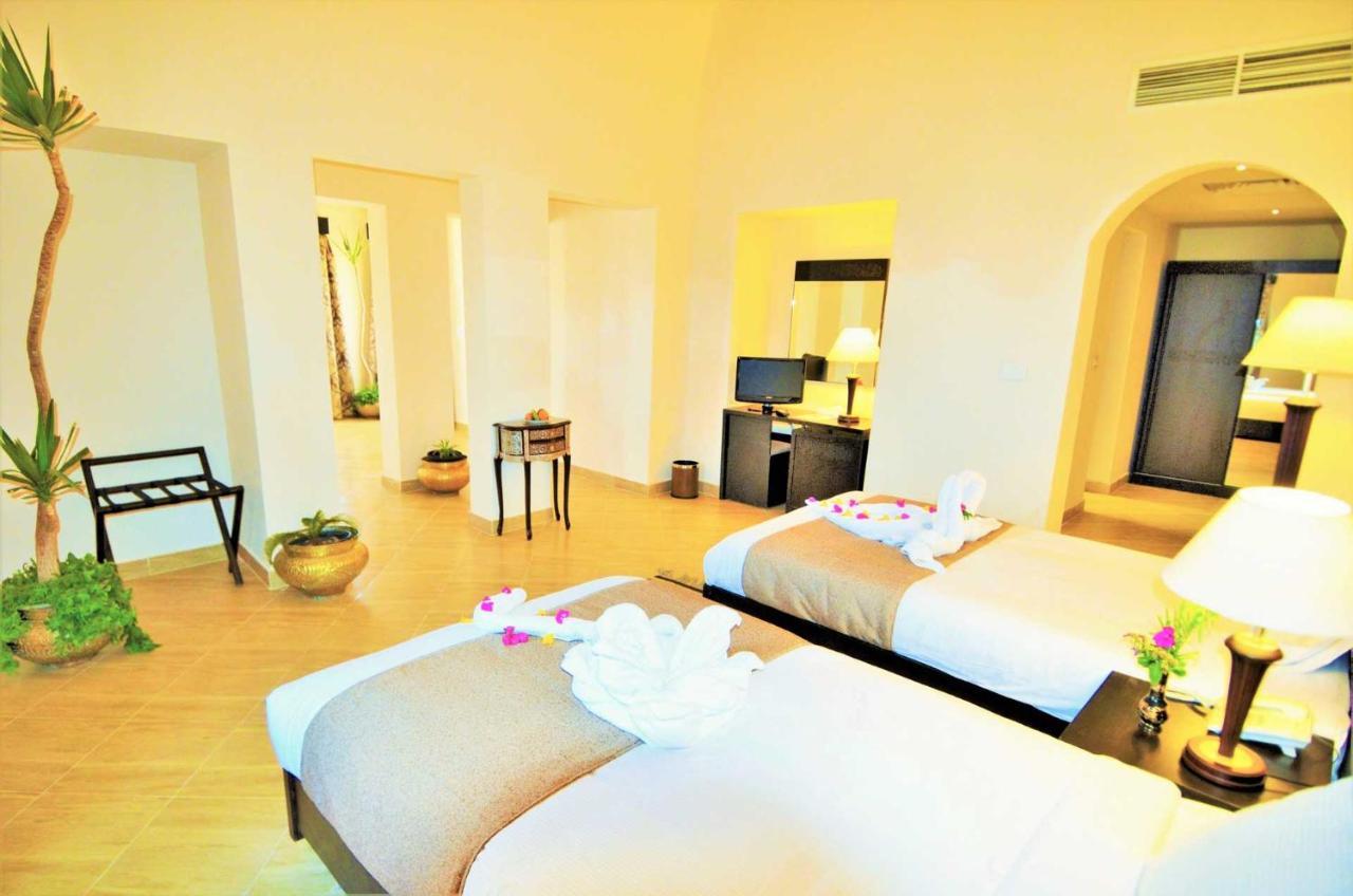 Rohanou Beach Resort El Qoseir Exterior foto